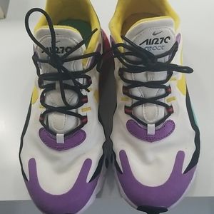 Nike 270 Reacts